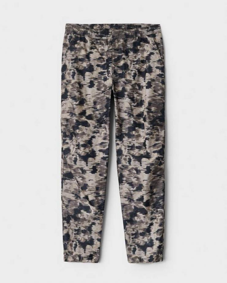 mens-pants-rag-bone-flynt-water-resistant-pant-green-floral-camo_1